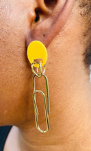 Load image into Gallery viewer, Leelee Paperclip Earrings
