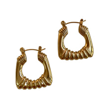 Load image into Gallery viewer, Shonda Earrings
